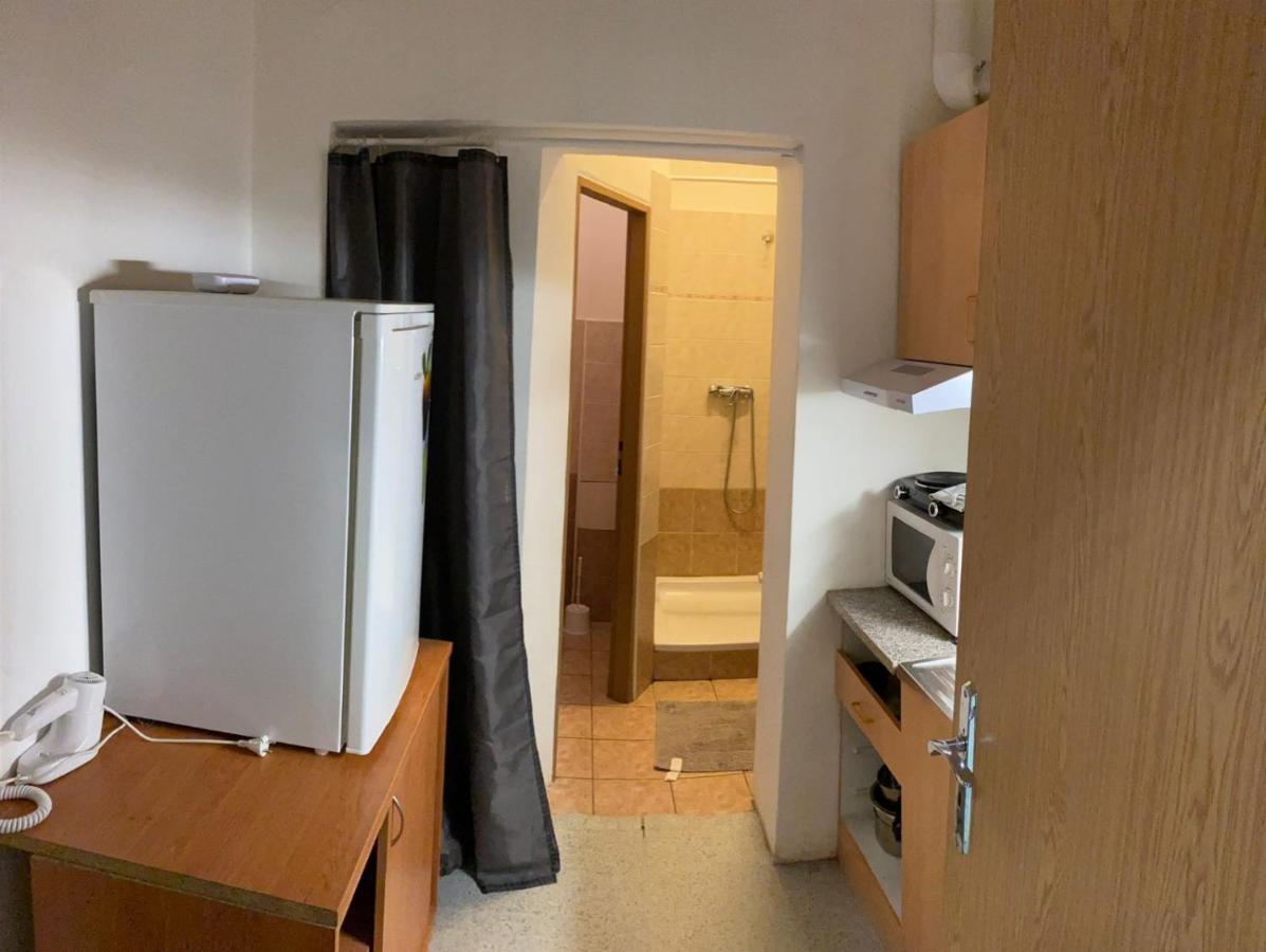 Apartmans V Arealu Vlnena Brno Exterior foto